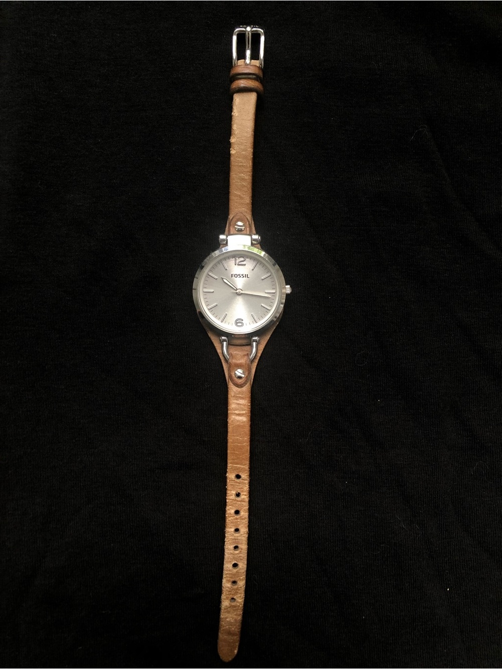 FOSSIL Men’s Brown Leather Strap Watch with Silver Dial